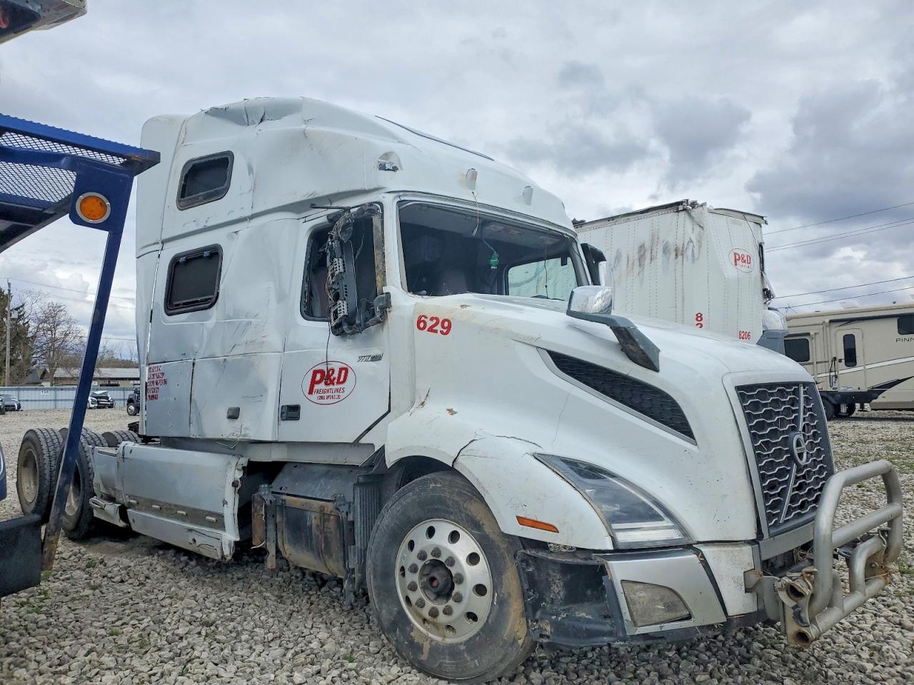 2019 VOLVO VN VNL