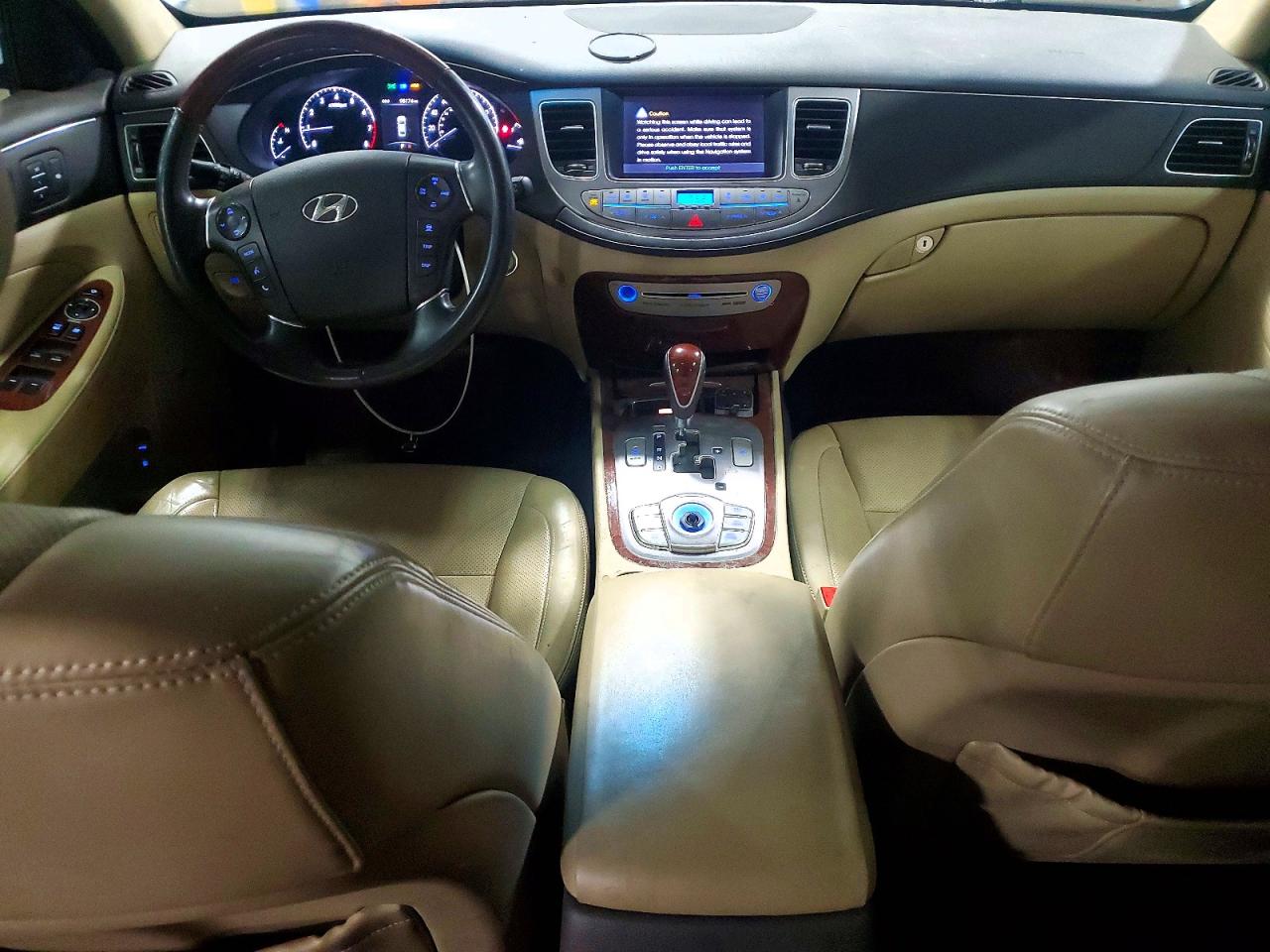 HYUNDAI GENESIS 2012 — 9