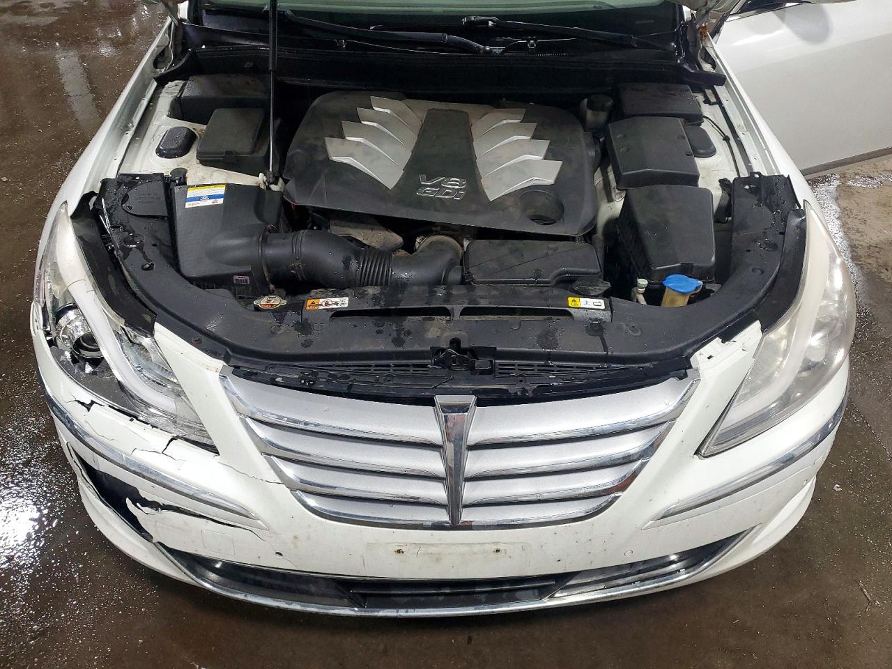 HYUNDAI GENESIS 2012 — 12