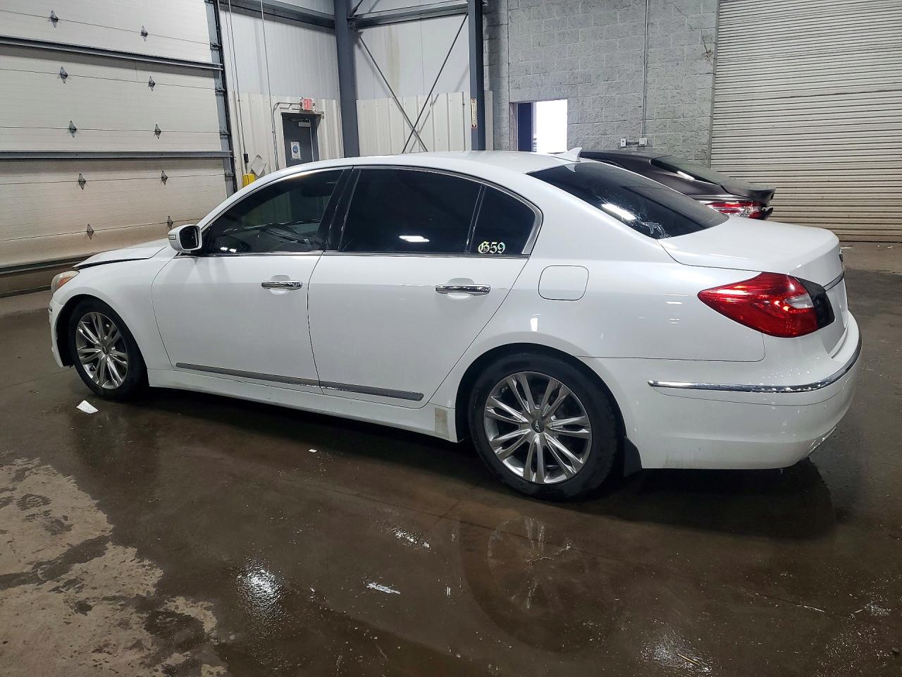 HYUNDAI GENESIS 2012 — 3