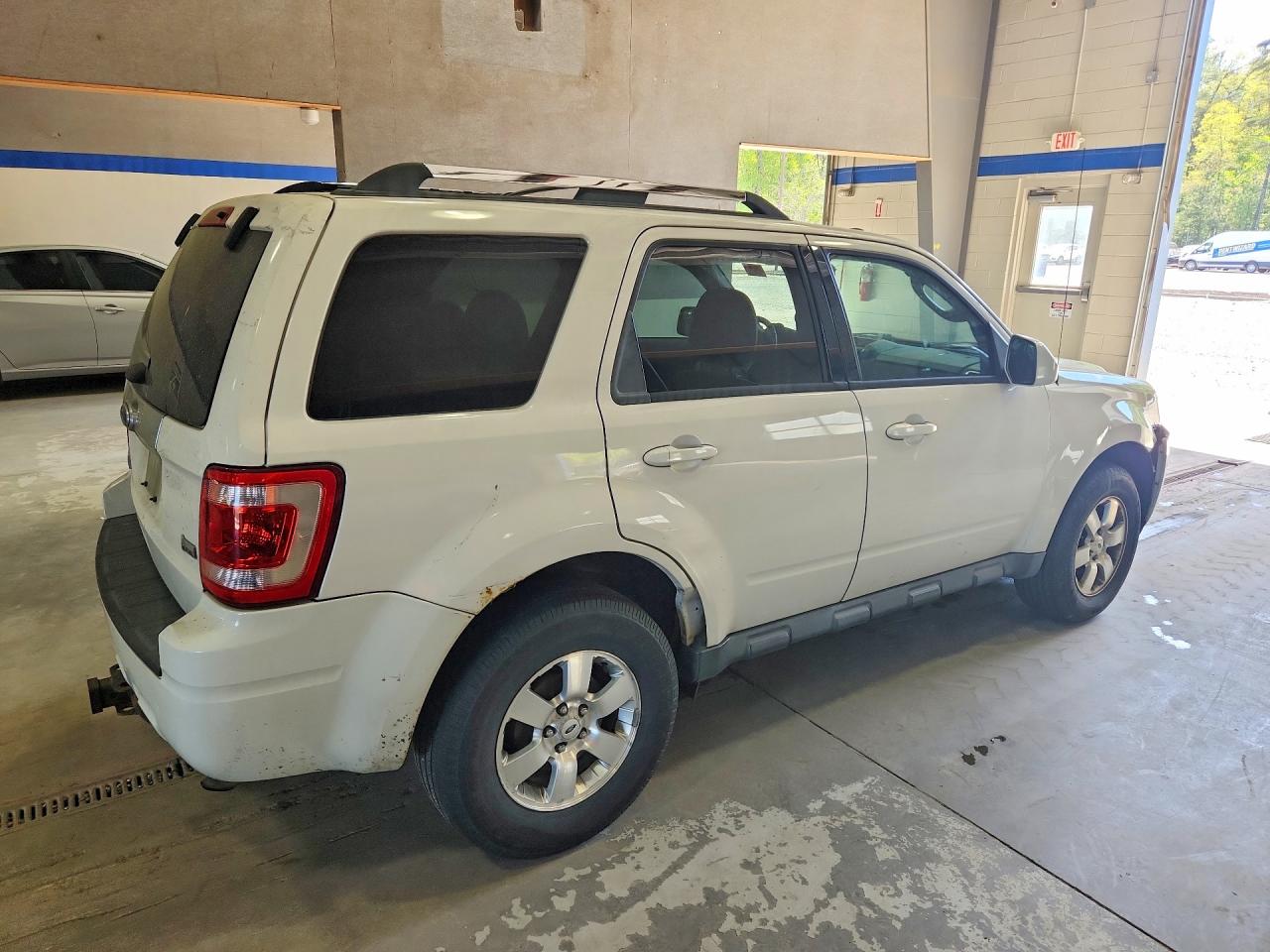 FORD ESCAPE 2012 — 4