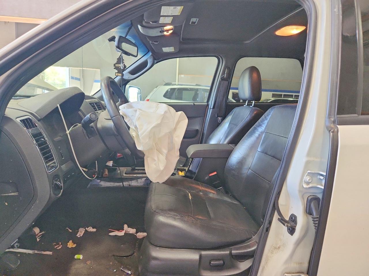 FORD ESCAPE 2012 — 8