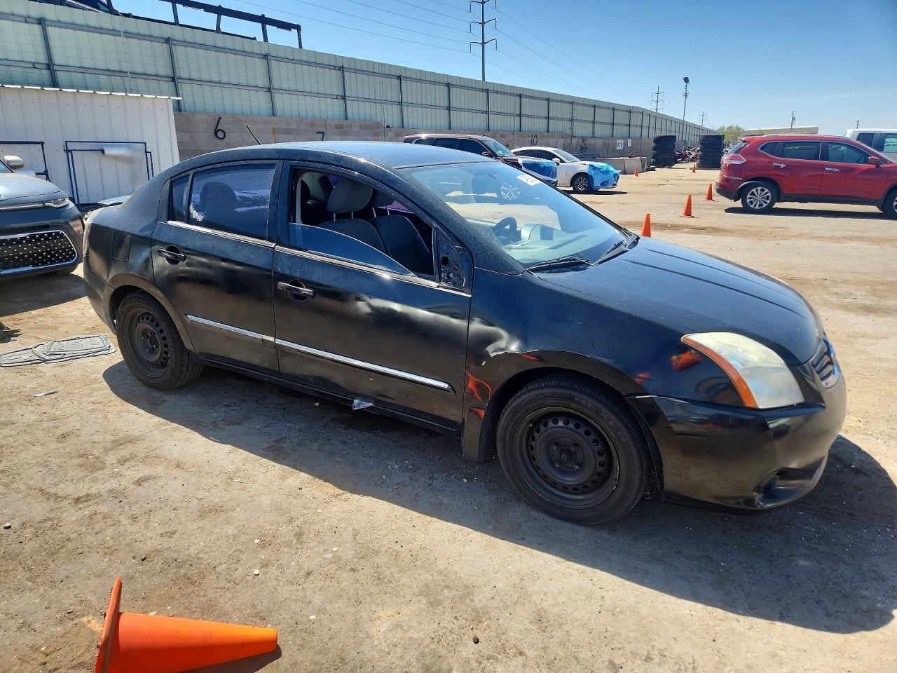 NISSAN SENTRA 2011 — 5