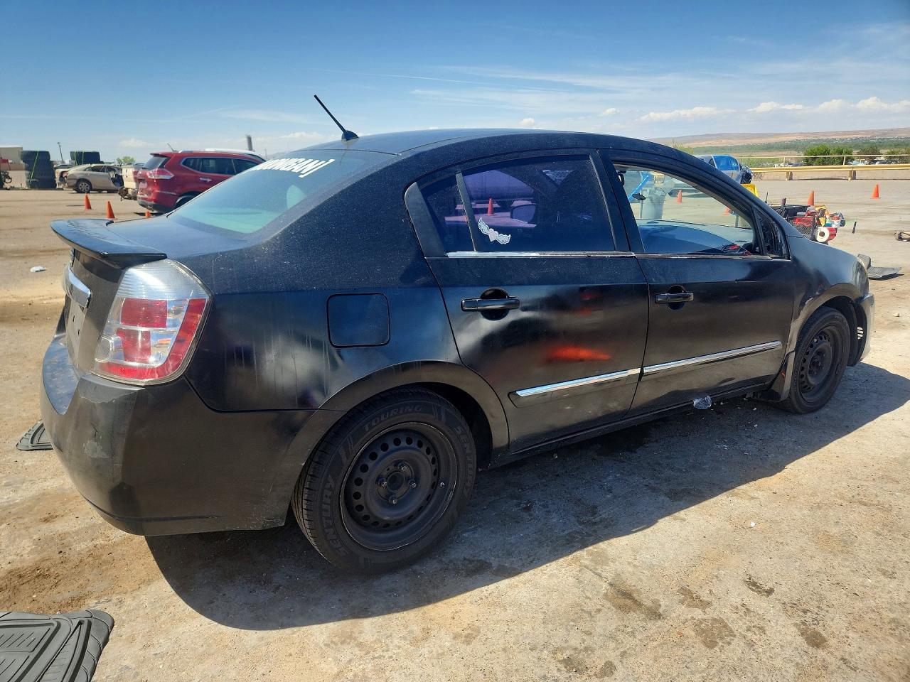 NISSAN SENTRA 2011 — 4