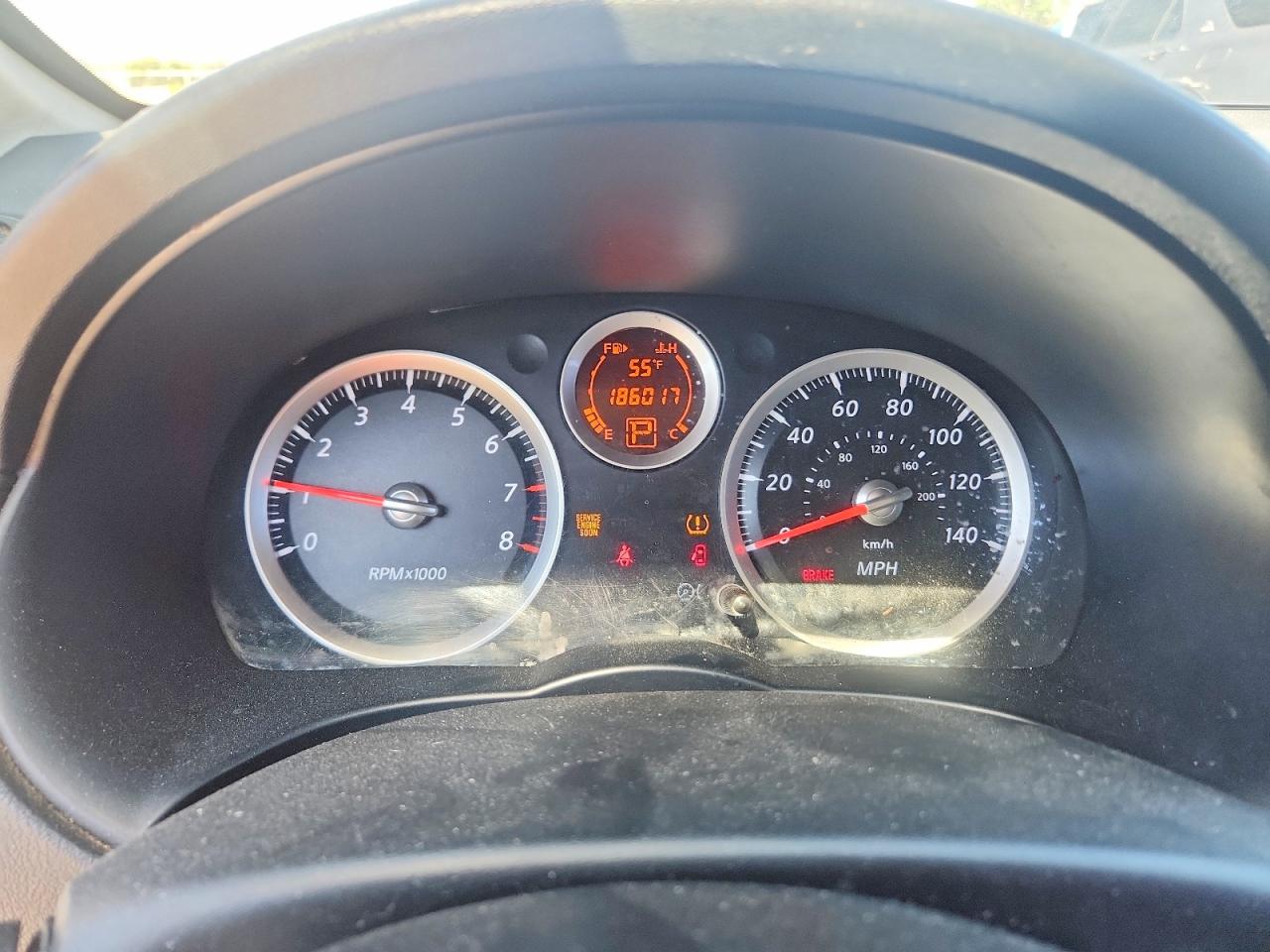 NISSAN SENTRA 2011 — 10