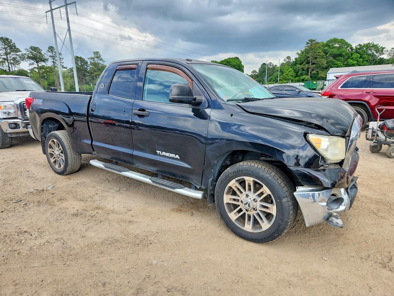 TOYOTA TUNDRA 2012 — 5