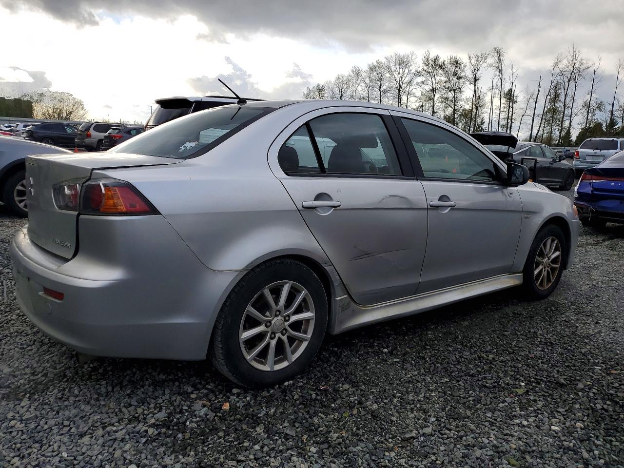 MITSUBISHI LANCER 2016 — 4