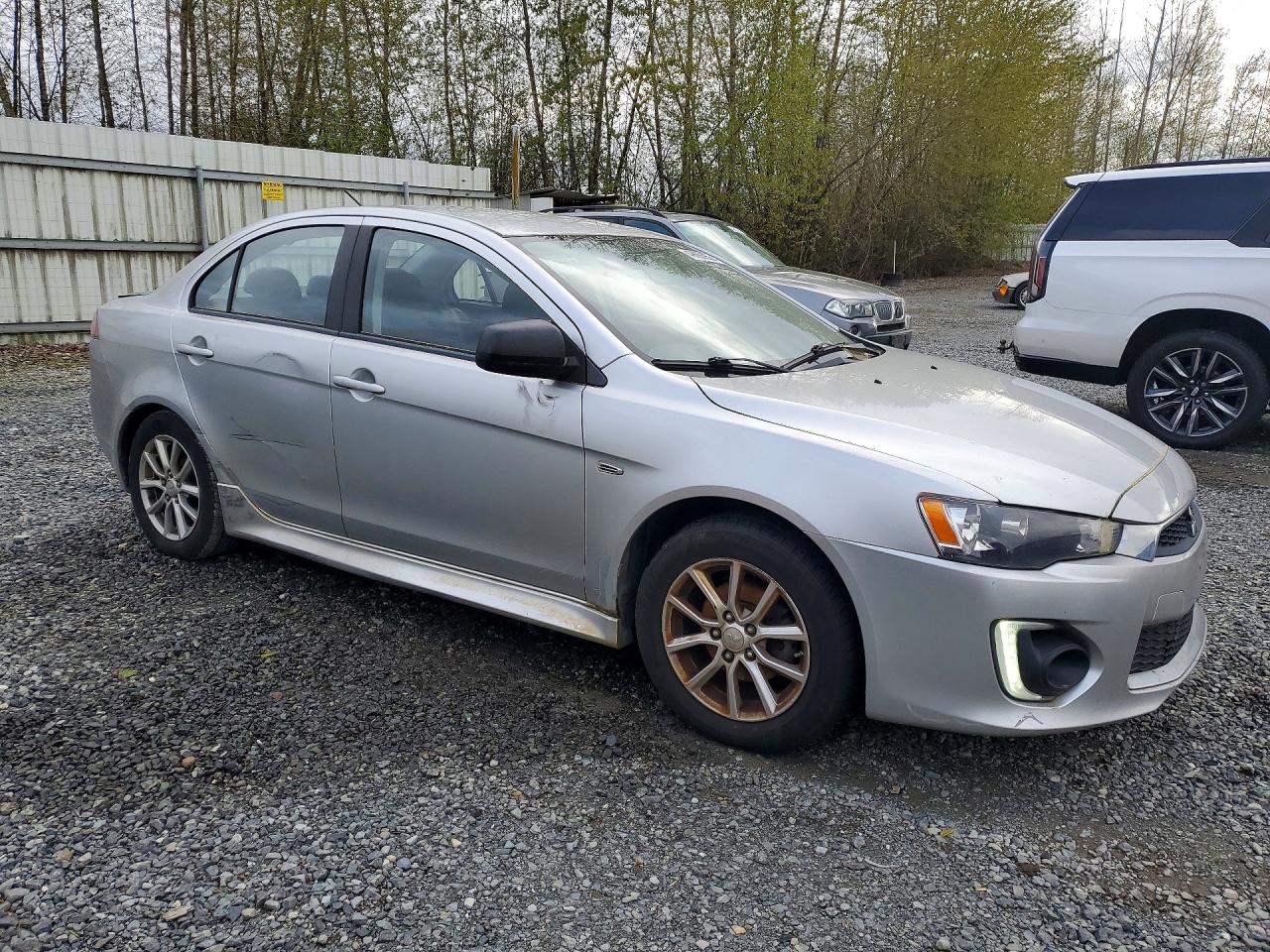 MITSUBISHI LANCER 2016 — 5