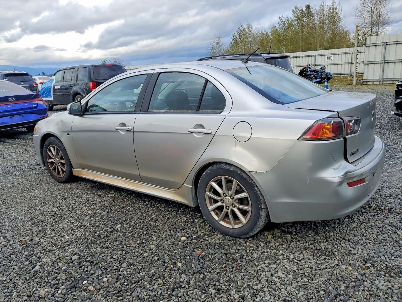 MITSUBISHI LANCER 2016 — 3