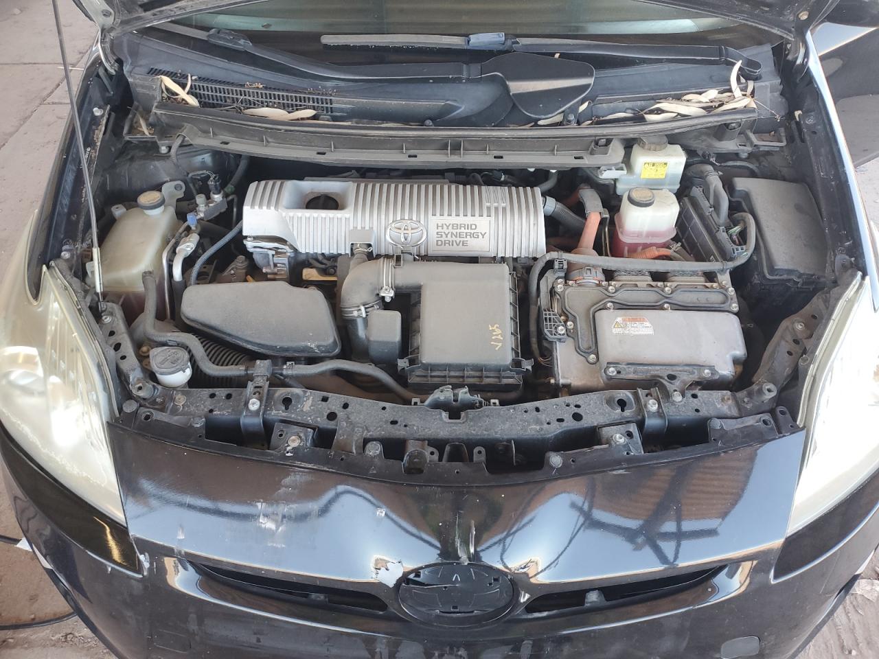 TOYOTA PRIUS 2010 — 12