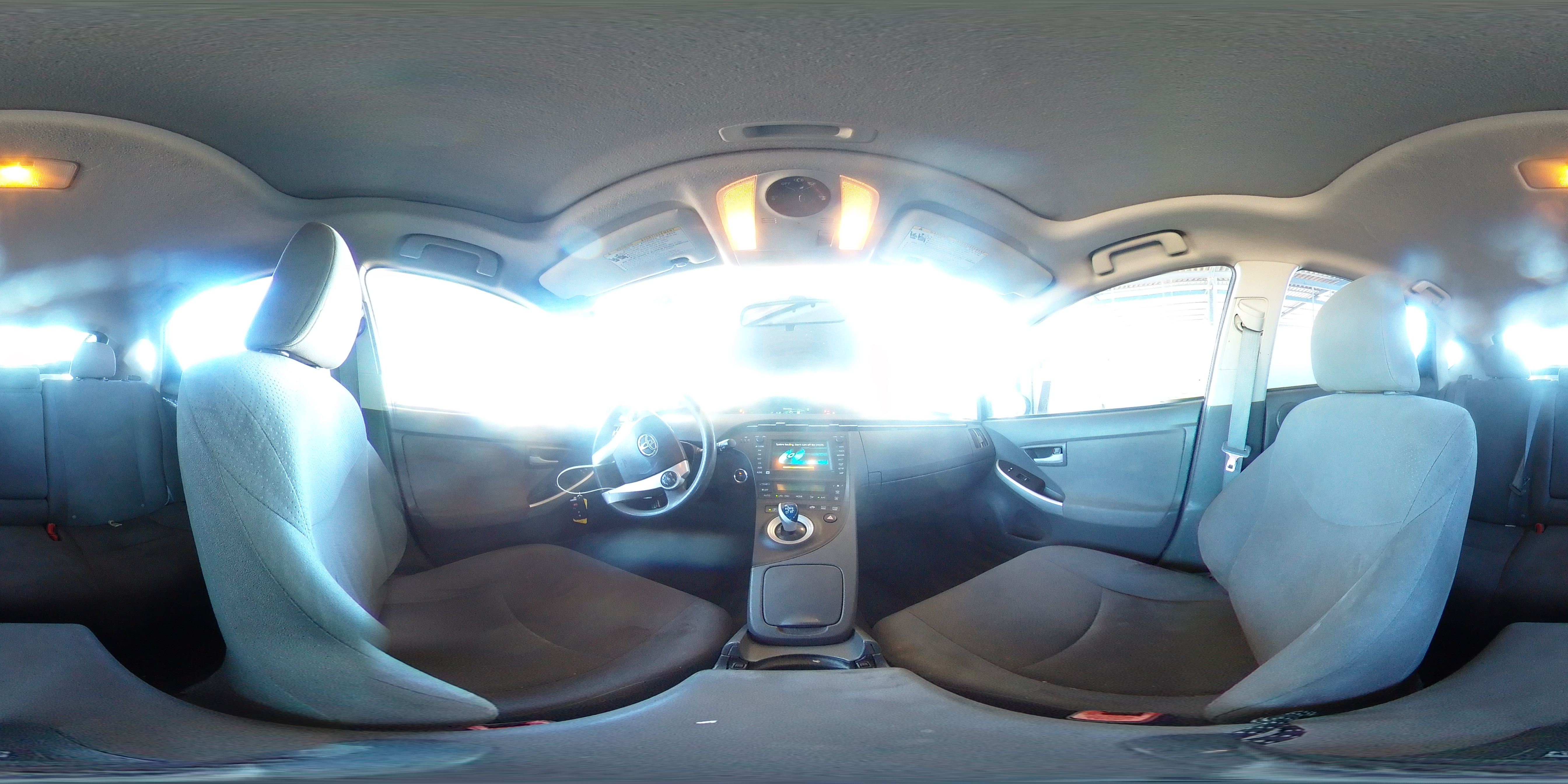 TOYOTA PRIUS 2010 — 14