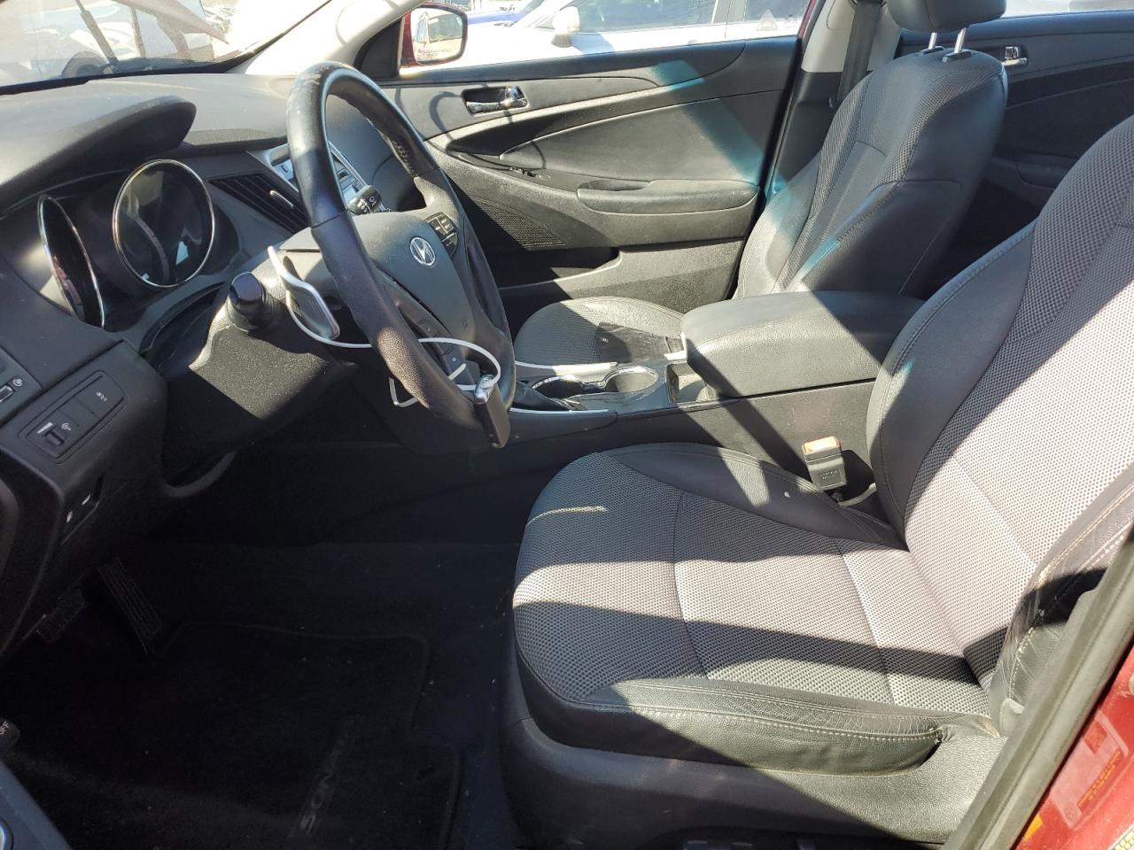 HYUNDAI SONATA 2011 — 8