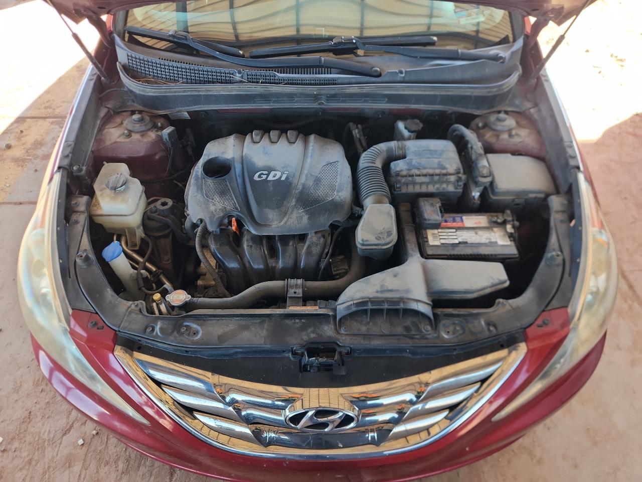 HYUNDAI SONATA 2011 — 12