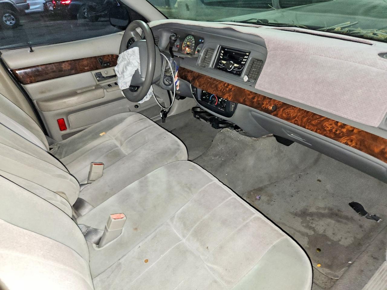 MERCURY GRAND MARQUIS 2005 — 14