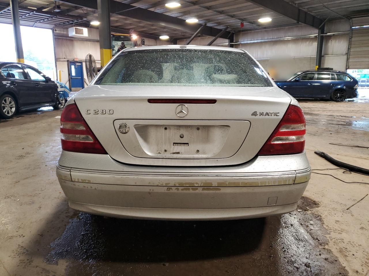 MERCEDES-BENZ C 2006 — 7