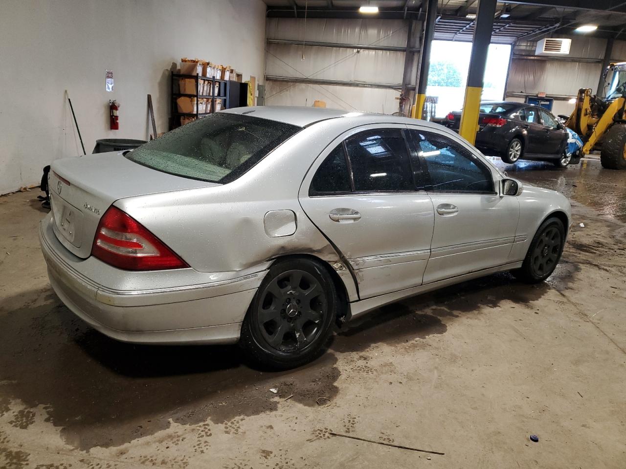 MERCEDES-BENZ C 2006 — 4