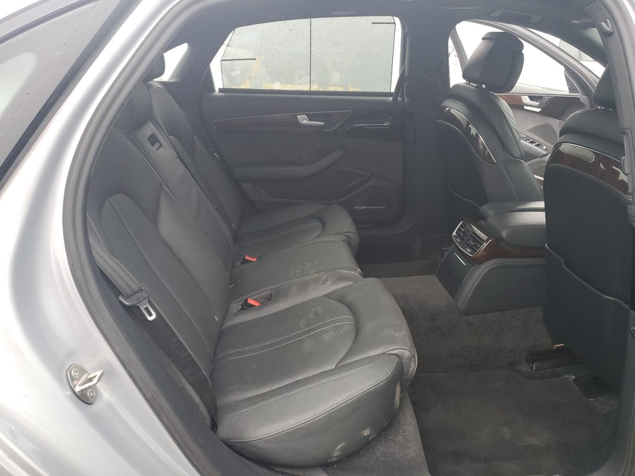AUDI A8 2016 — 11