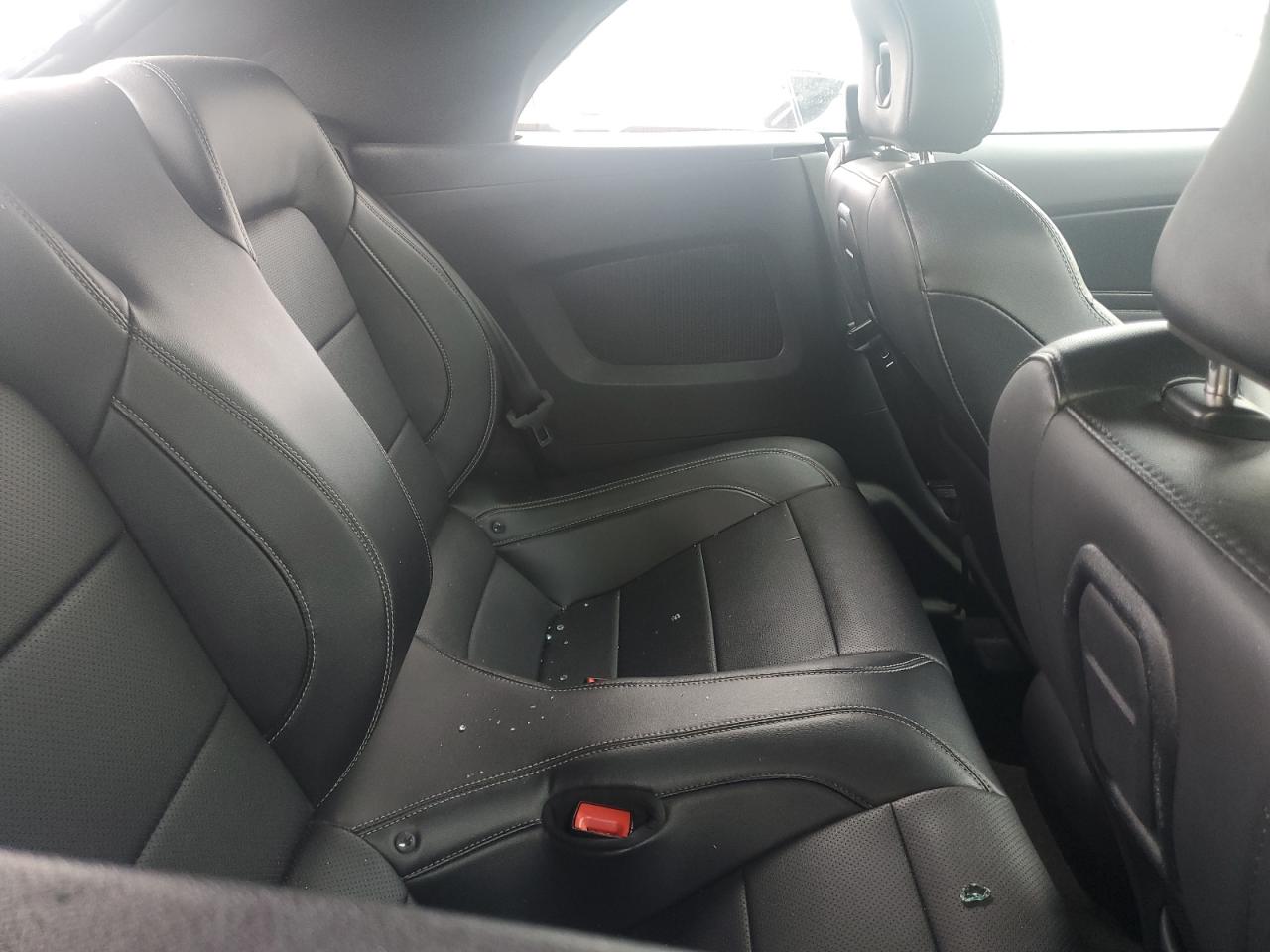 FORD MUSTANG 2018 — 11