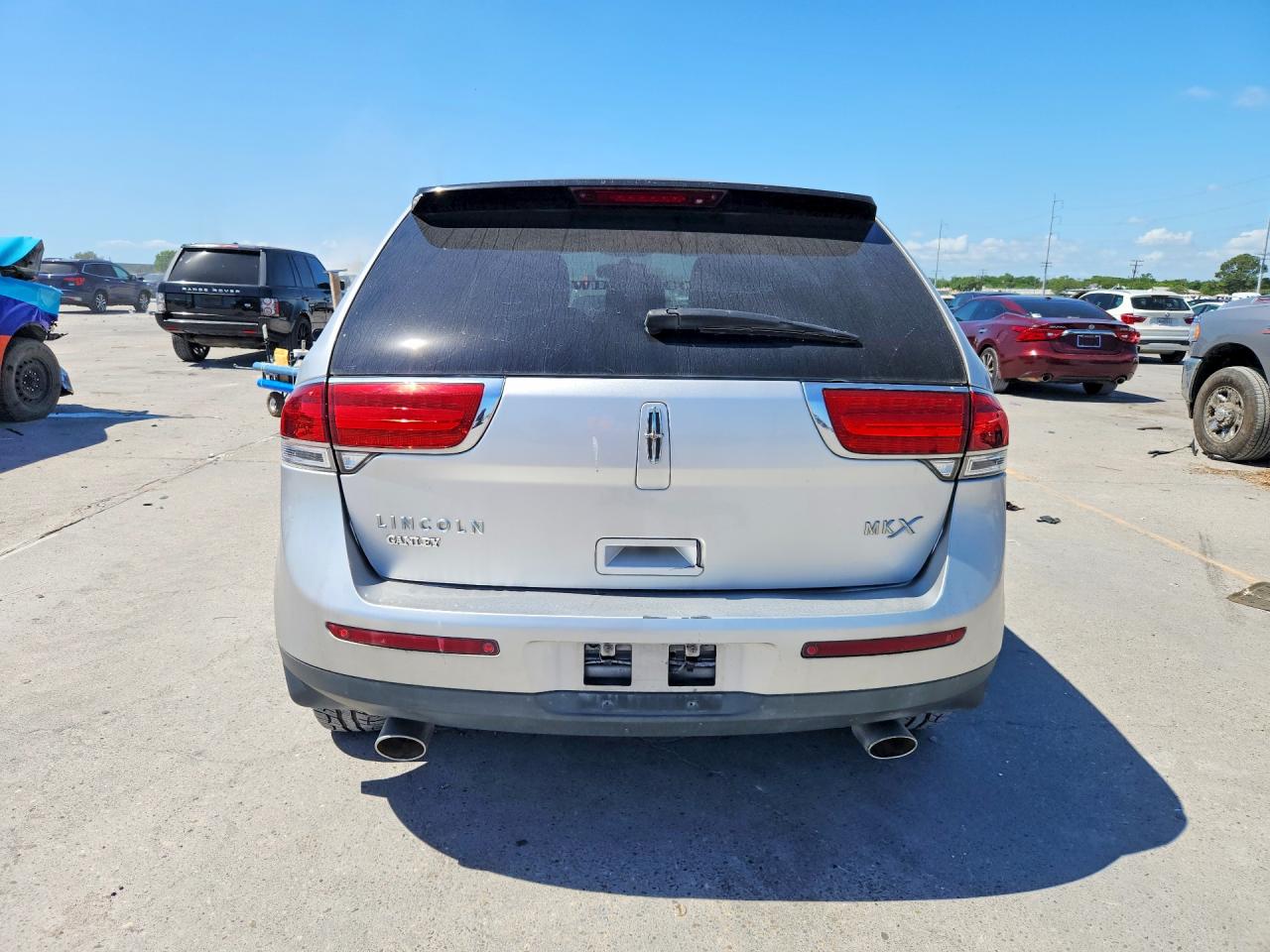 LINCOLN MKX 2011 — 7