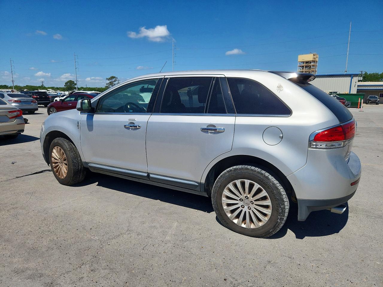 LINCOLN MKX 2011 — 3
