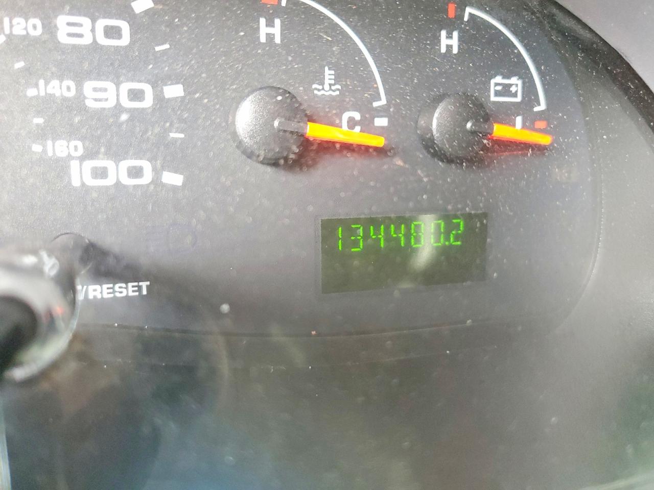 FORD ECONOLINE 2006 — 10