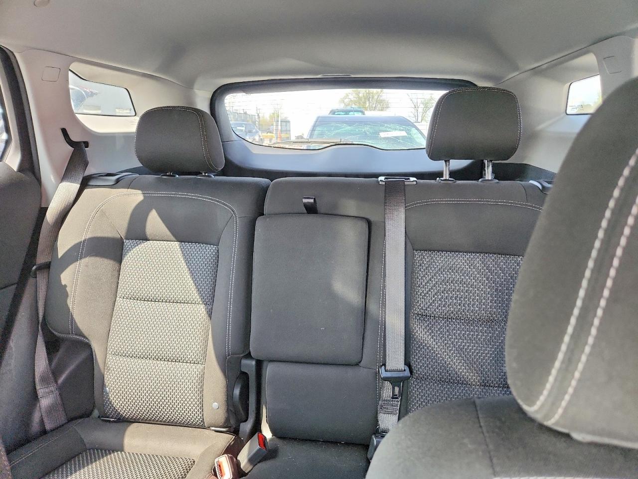 GMC TERRAIN 2023 — 11