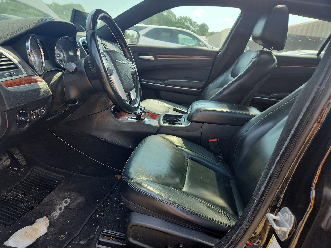 CHRYSLER 300 2014 — 8