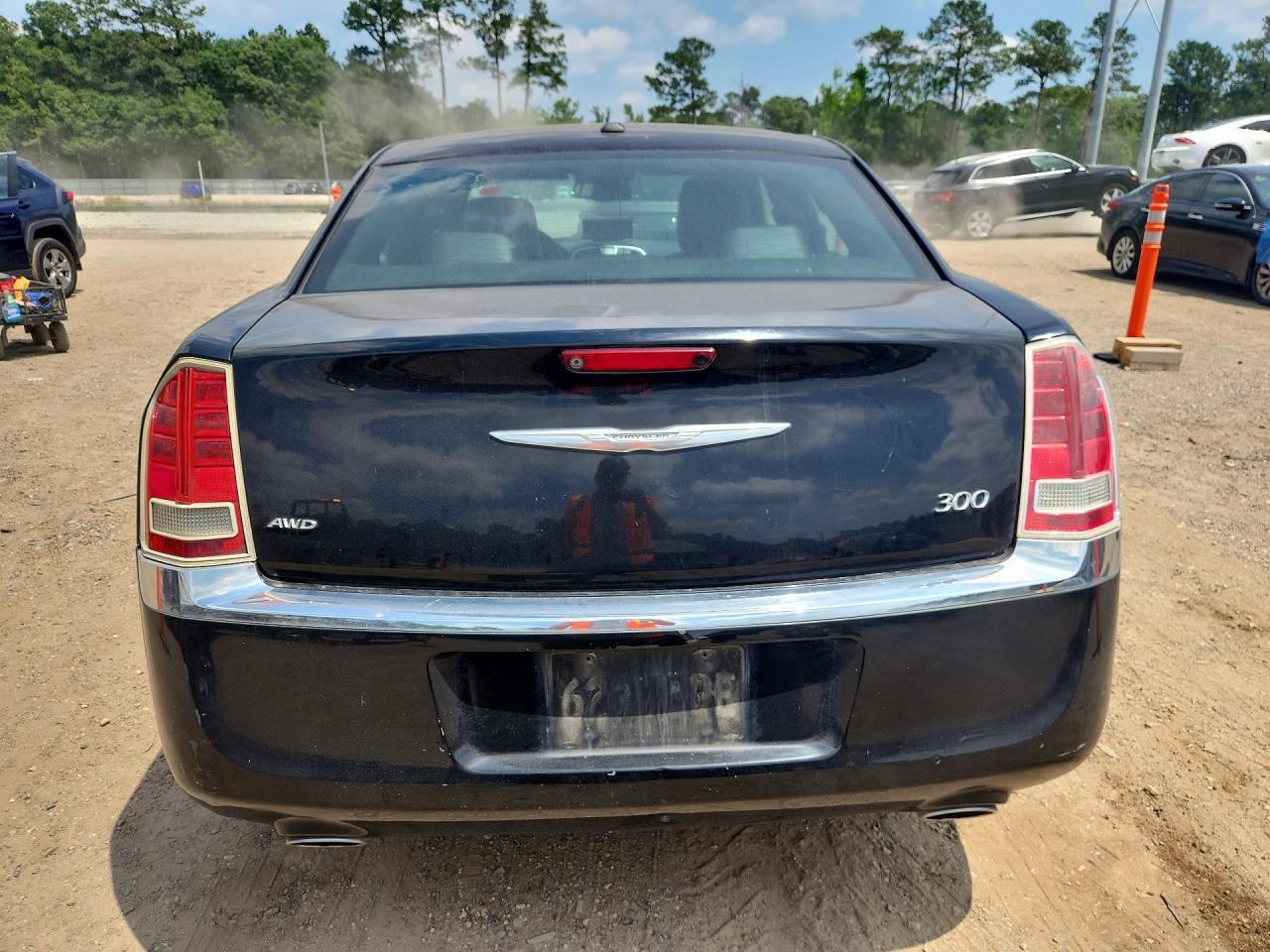 CHRYSLER 300 2014 — 7