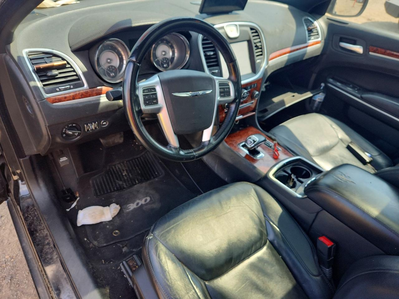 CHRYSLER 300 2014 — 9