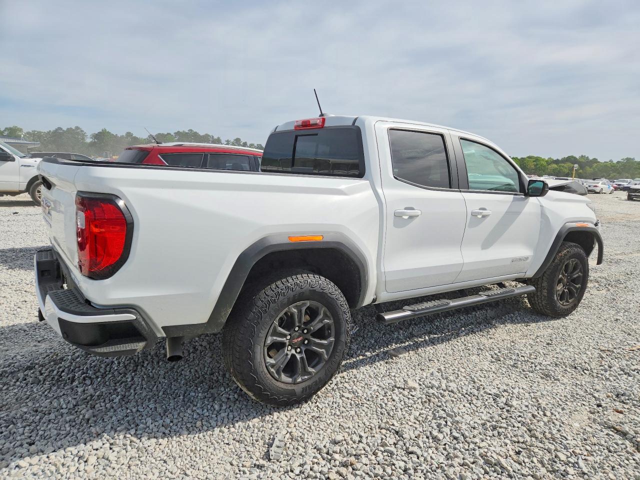 GMC CANYON 2025 — 3