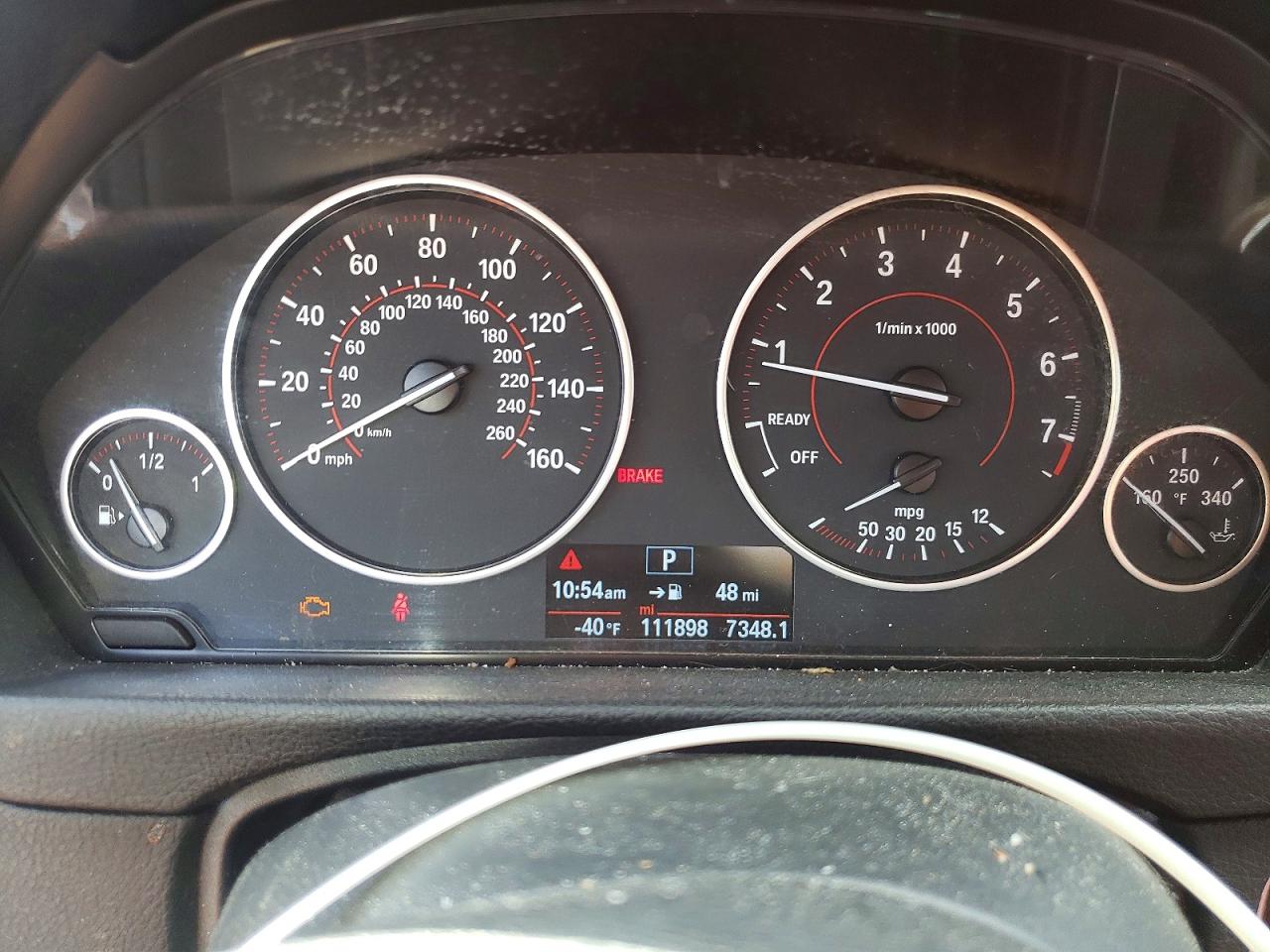 BMW 330 2018 — 10