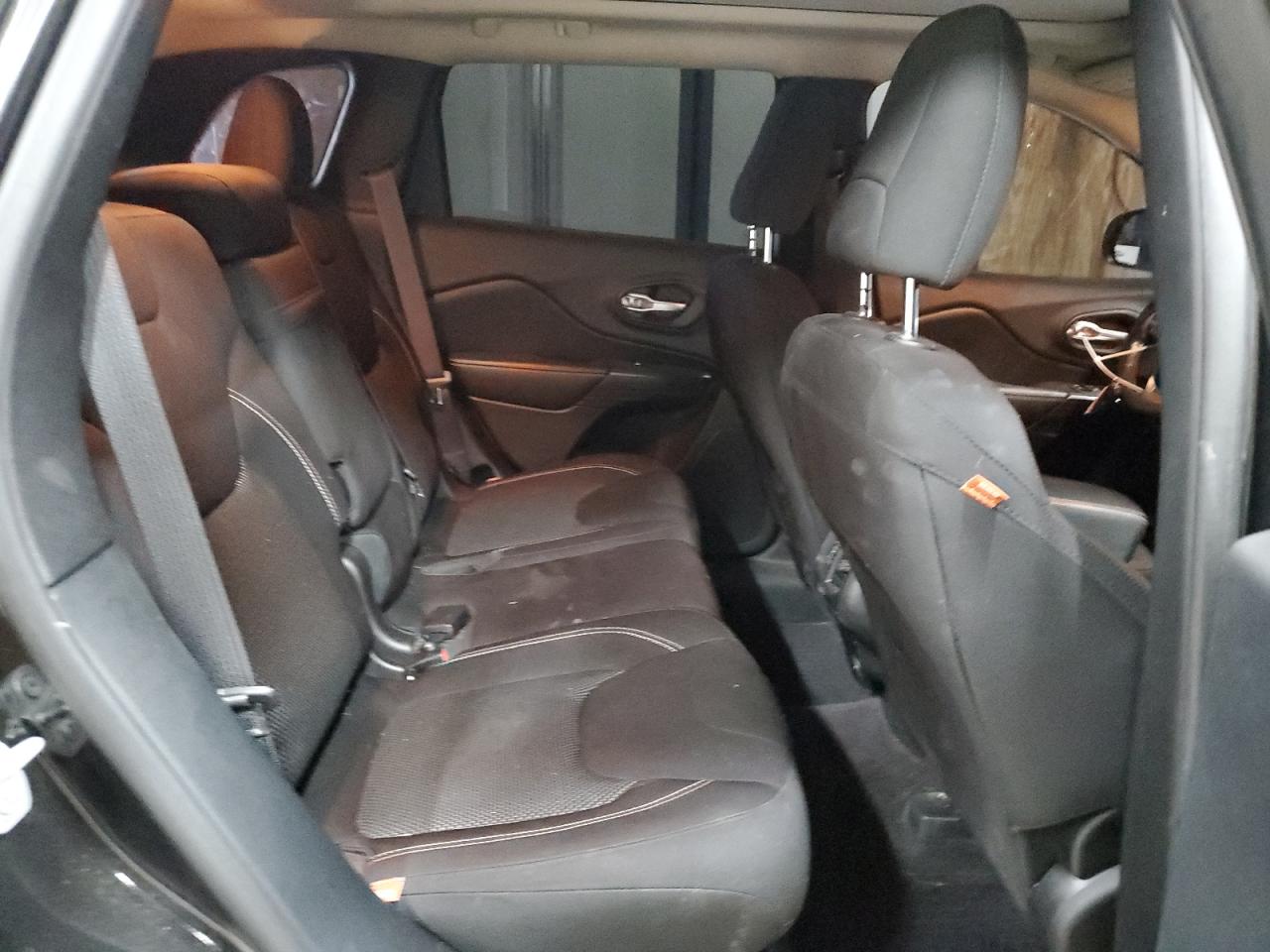 JEEP CHEROKEE 2016 — 12