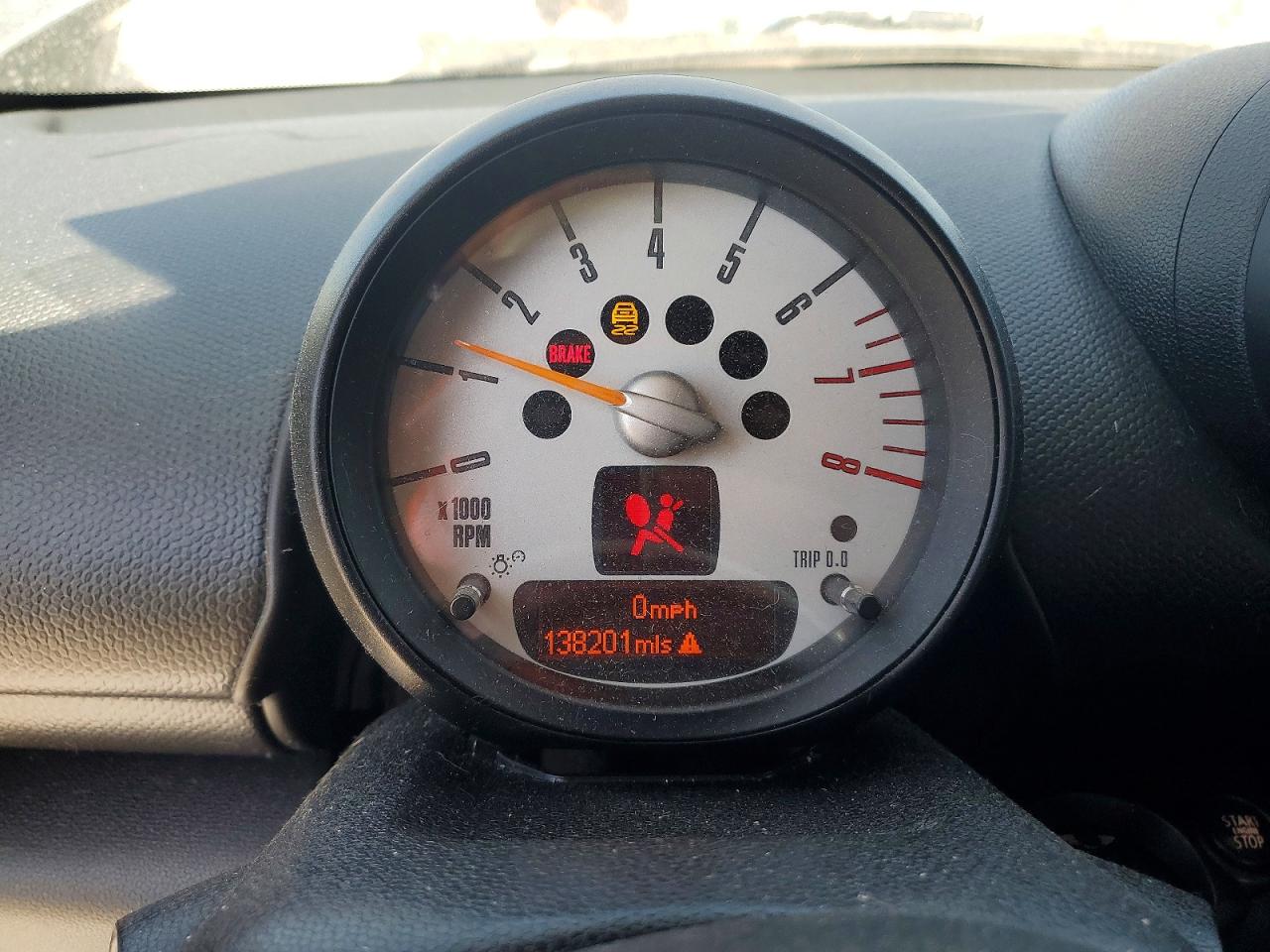 MINI COOPER 2014 — 10