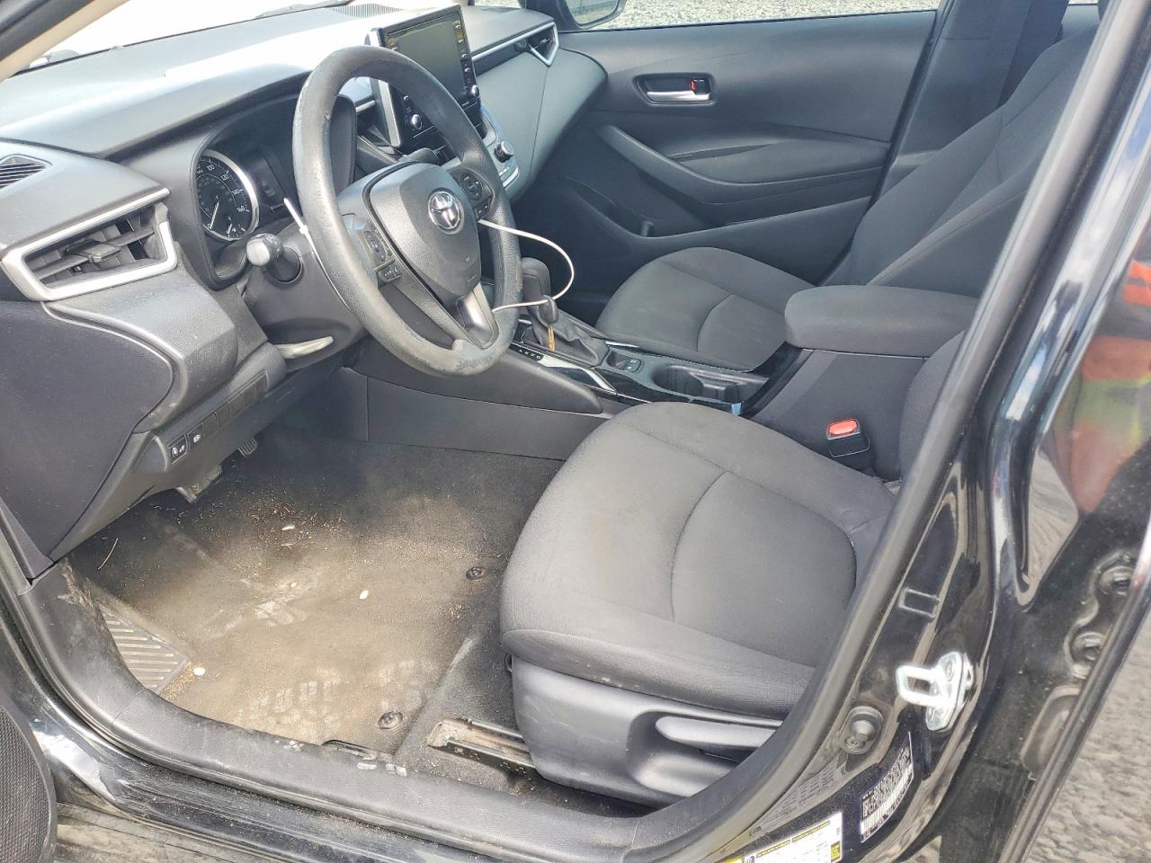 TOYOTA COROLLA LE 2021 — 8
