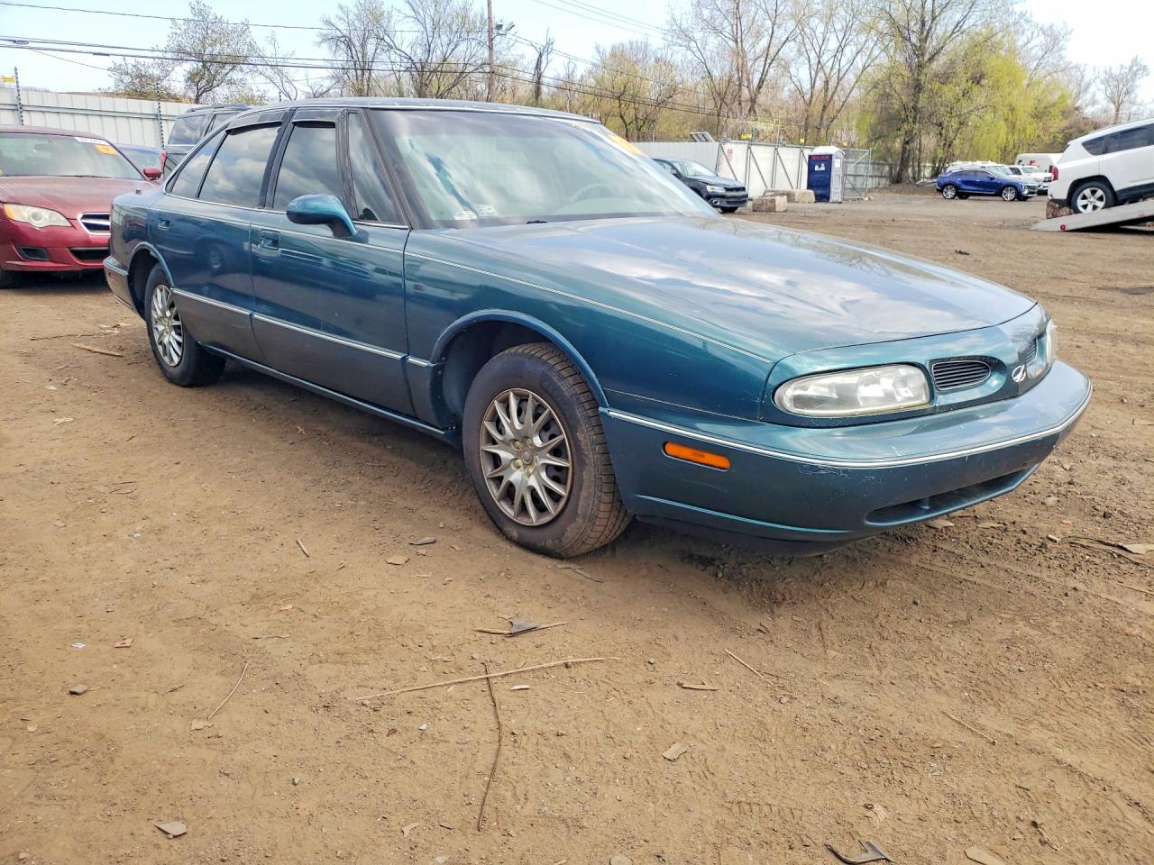 OLDSMOBILE 88 1998 — 5