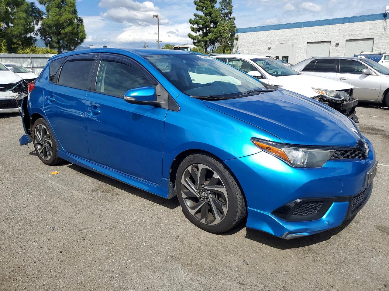 2017 TOYOTA COROLLA IM BASE