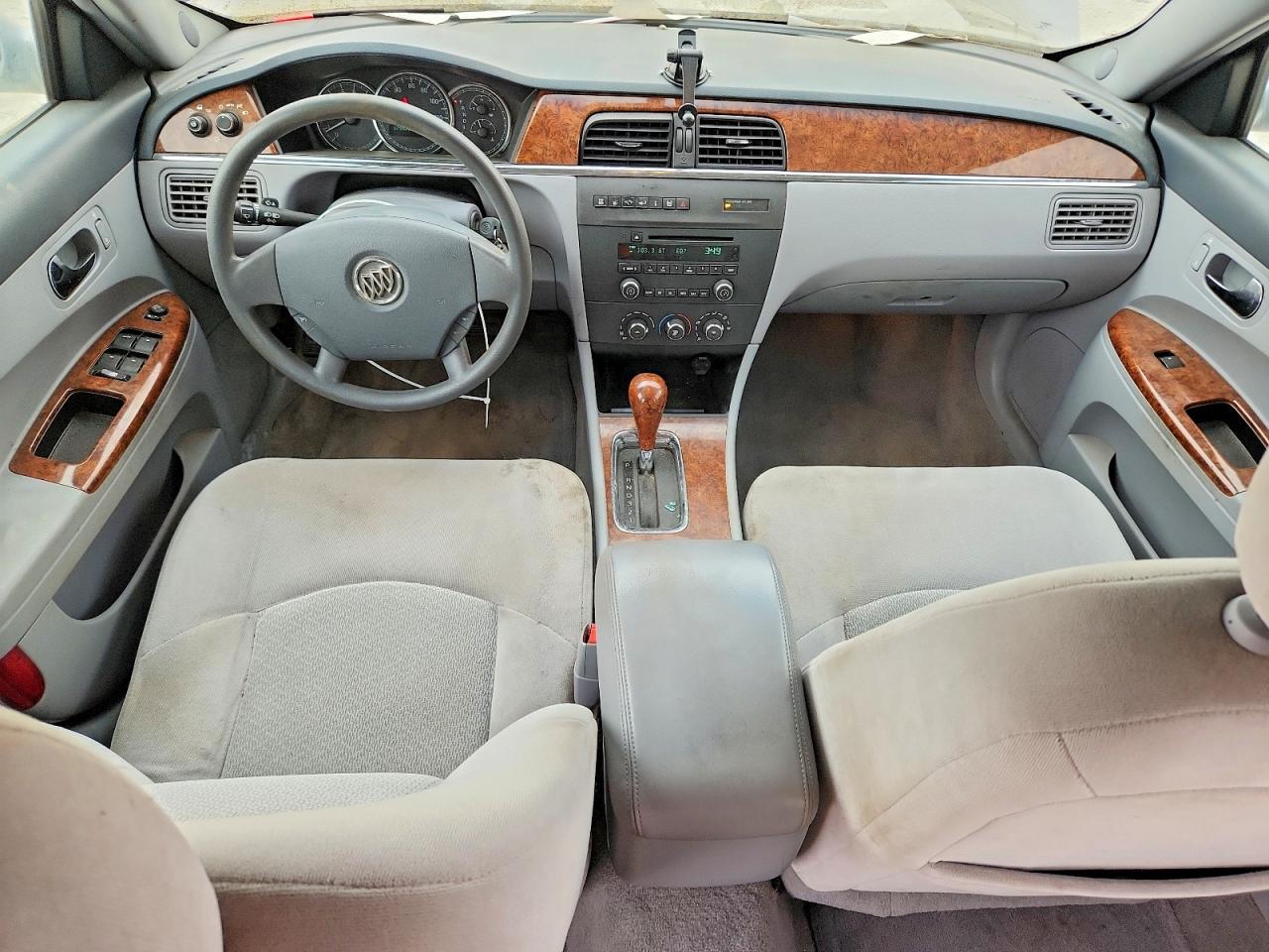 BUICK LACROSSE 2005 — 9