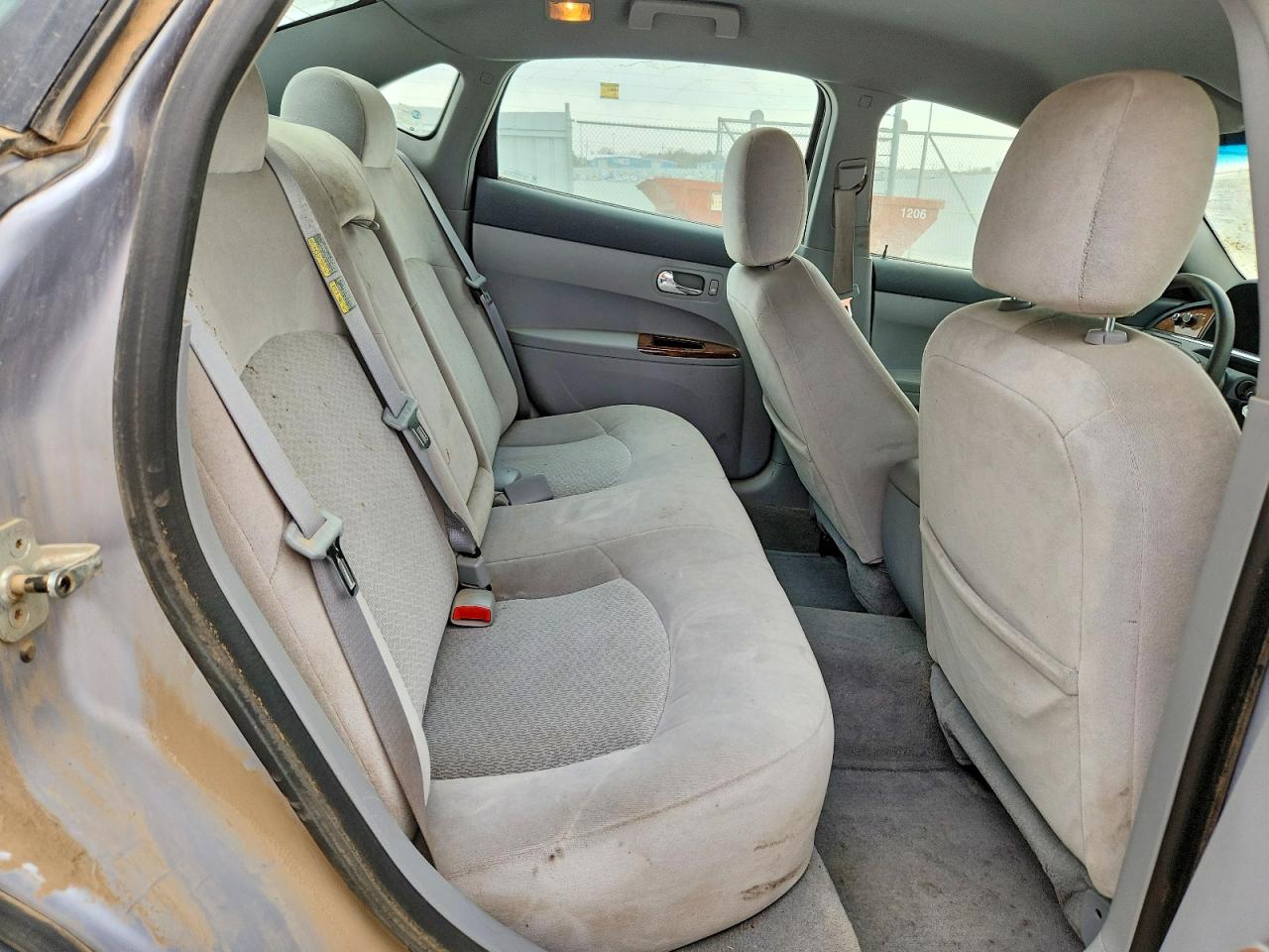 BUICK LACROSSE 2005 — 11