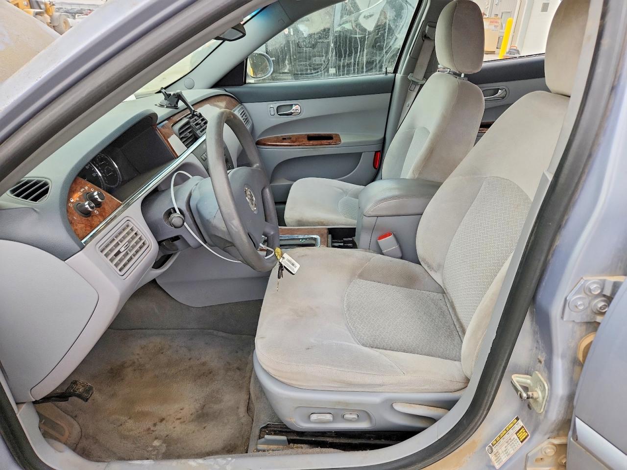BUICK LACROSSE 2005 — 8