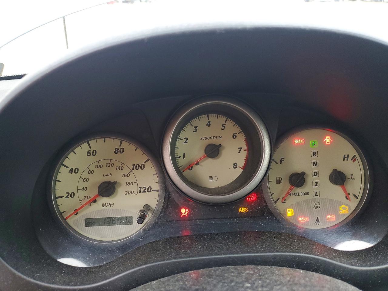 TOYOTA RAV4 2002 — 10