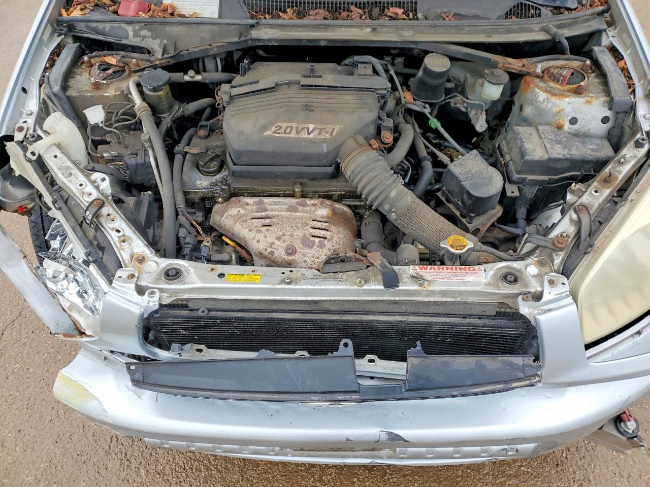 TOYOTA RAV4 2002 — 12
