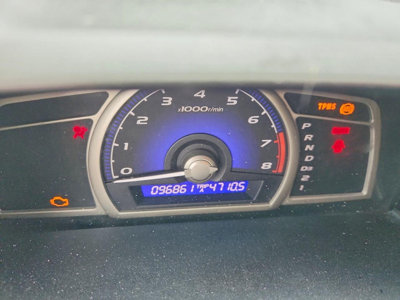 HONDA CIVIC 2011 — 10