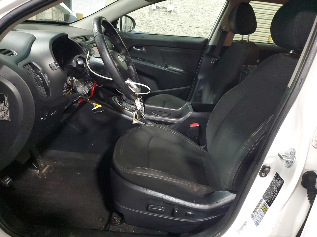 KIA SPORTAGE 2012 — 8