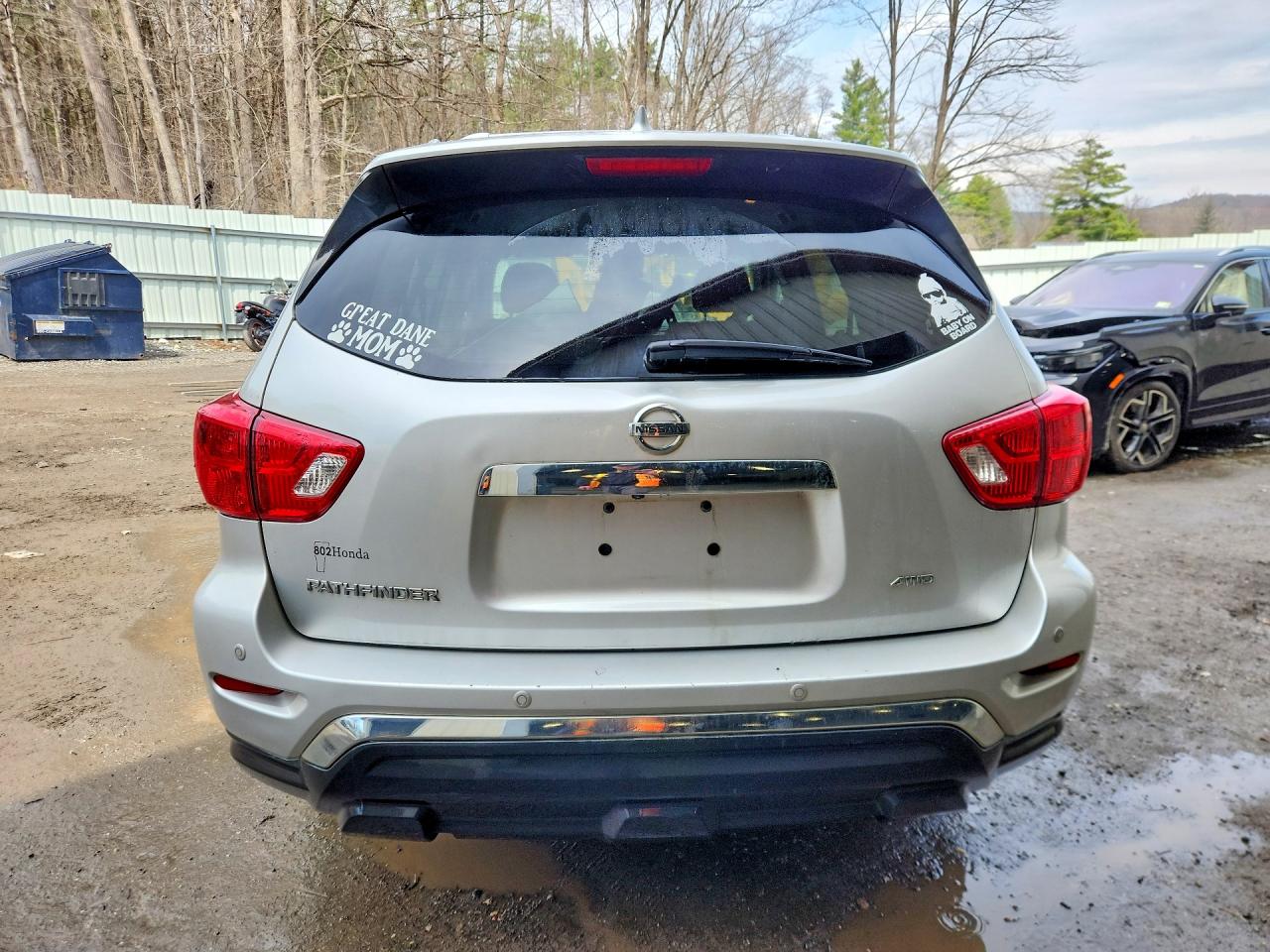NISSAN PATHFINDER 2019 — 7