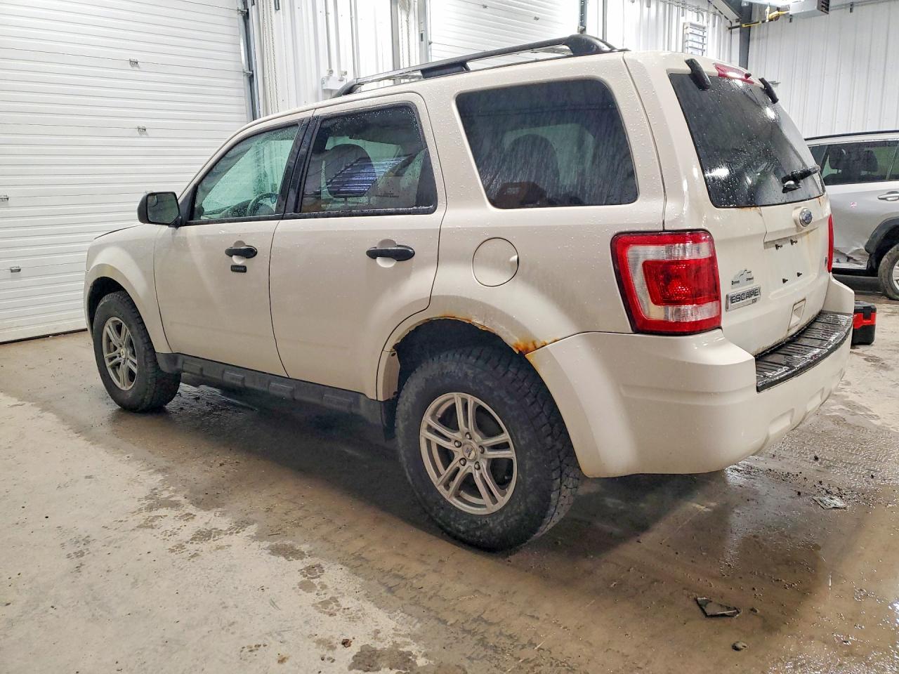 FORD ESCAPE 2012 — 3