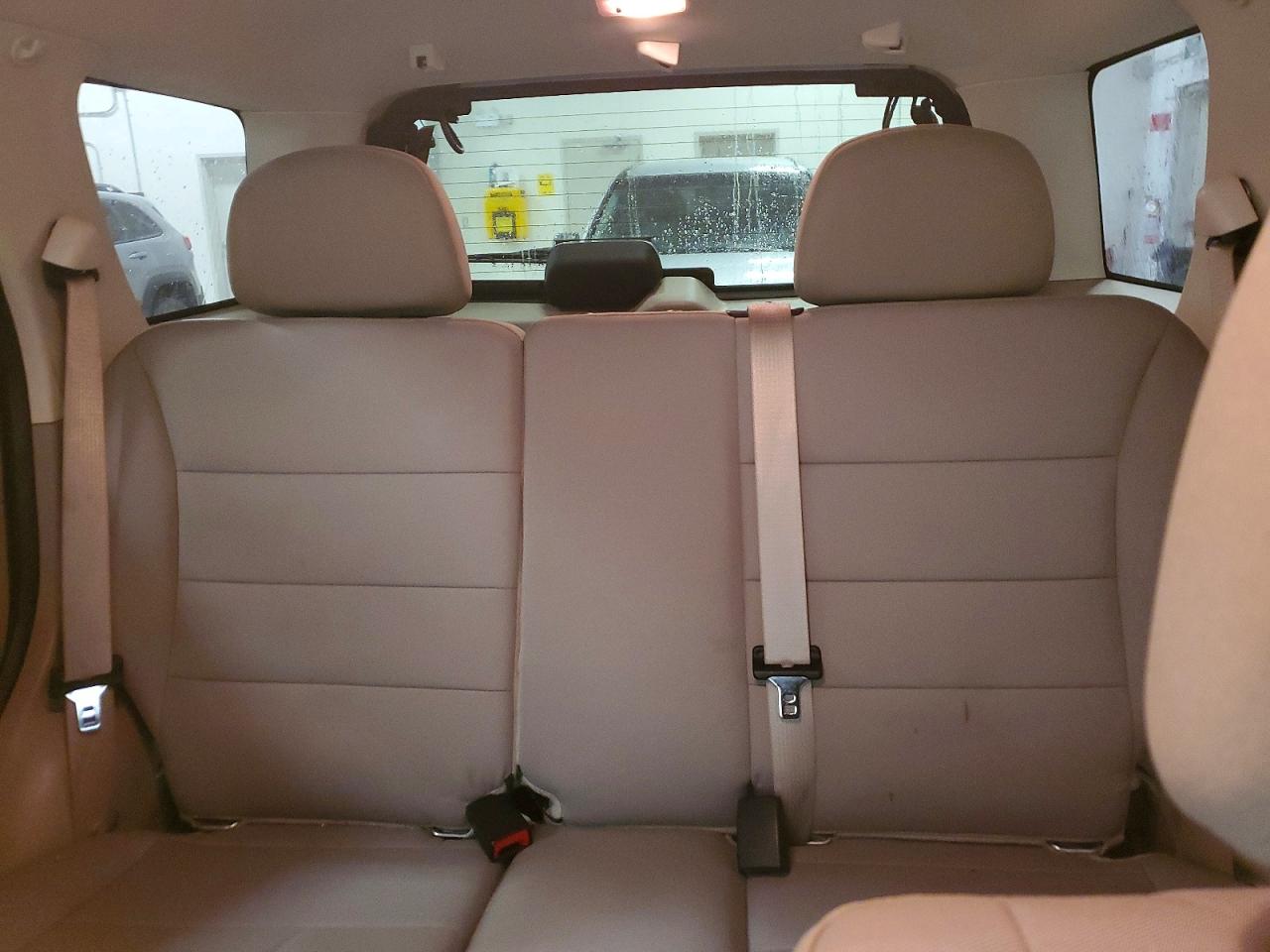 FORD ESCAPE 2012 — 11