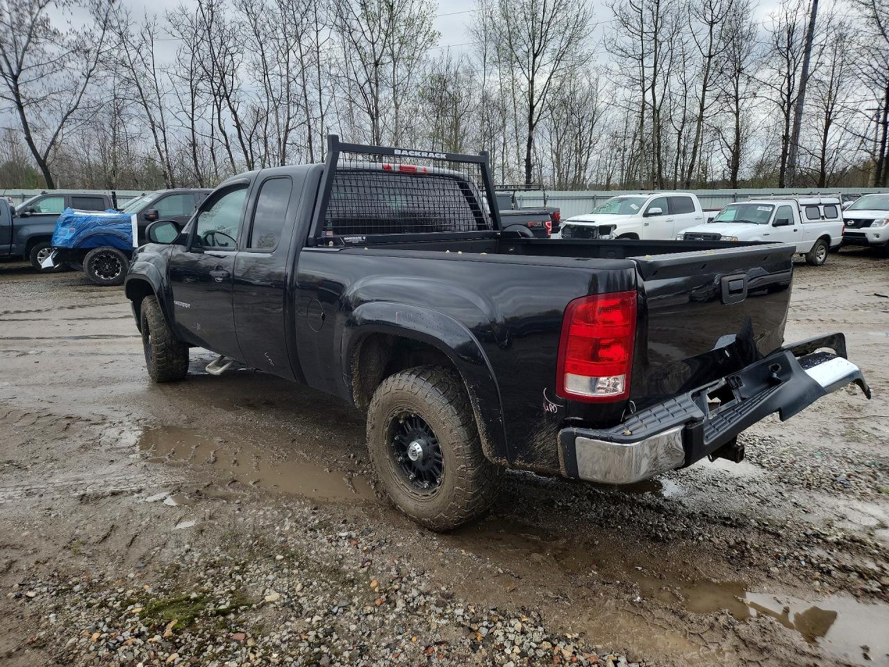 GMC SIERRA 2010 — 3