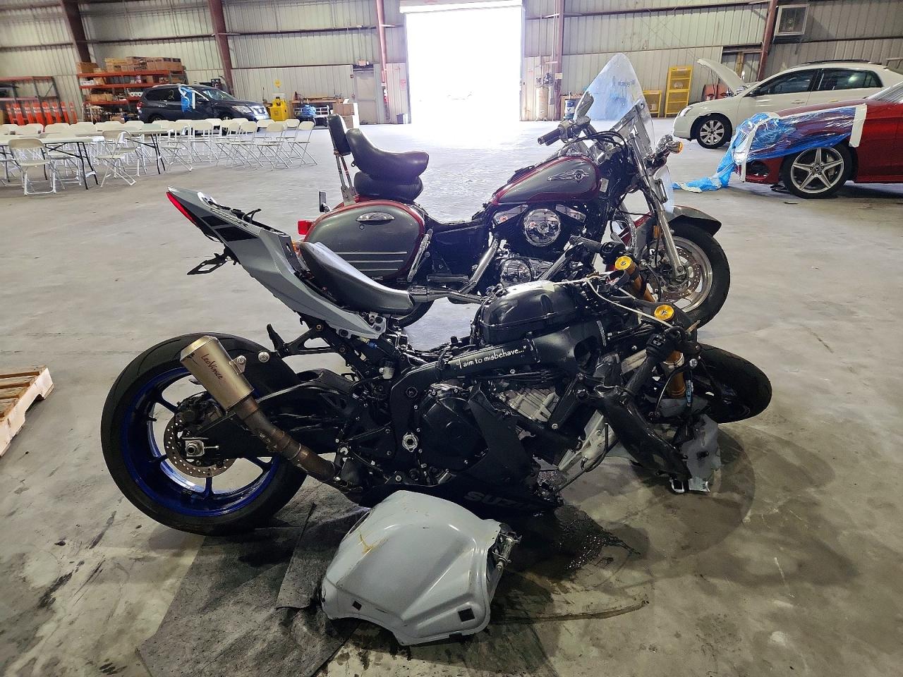 SUZUKI GSX-R1000 2022 — 2