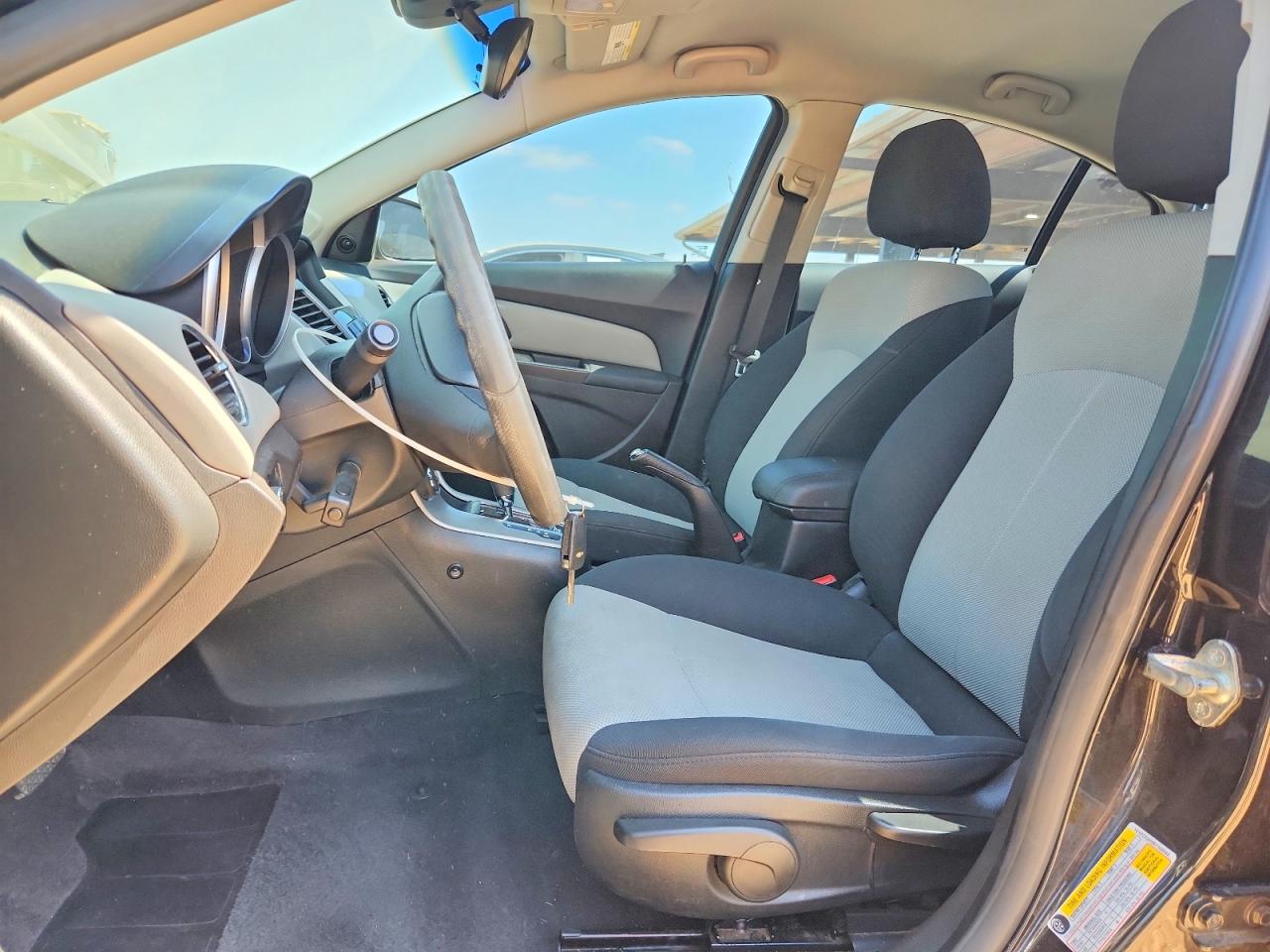 CHEVROLET CRUZE 2011 — 8