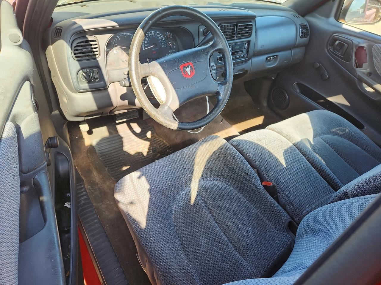 DODGE DAKOTA 1999 — 9